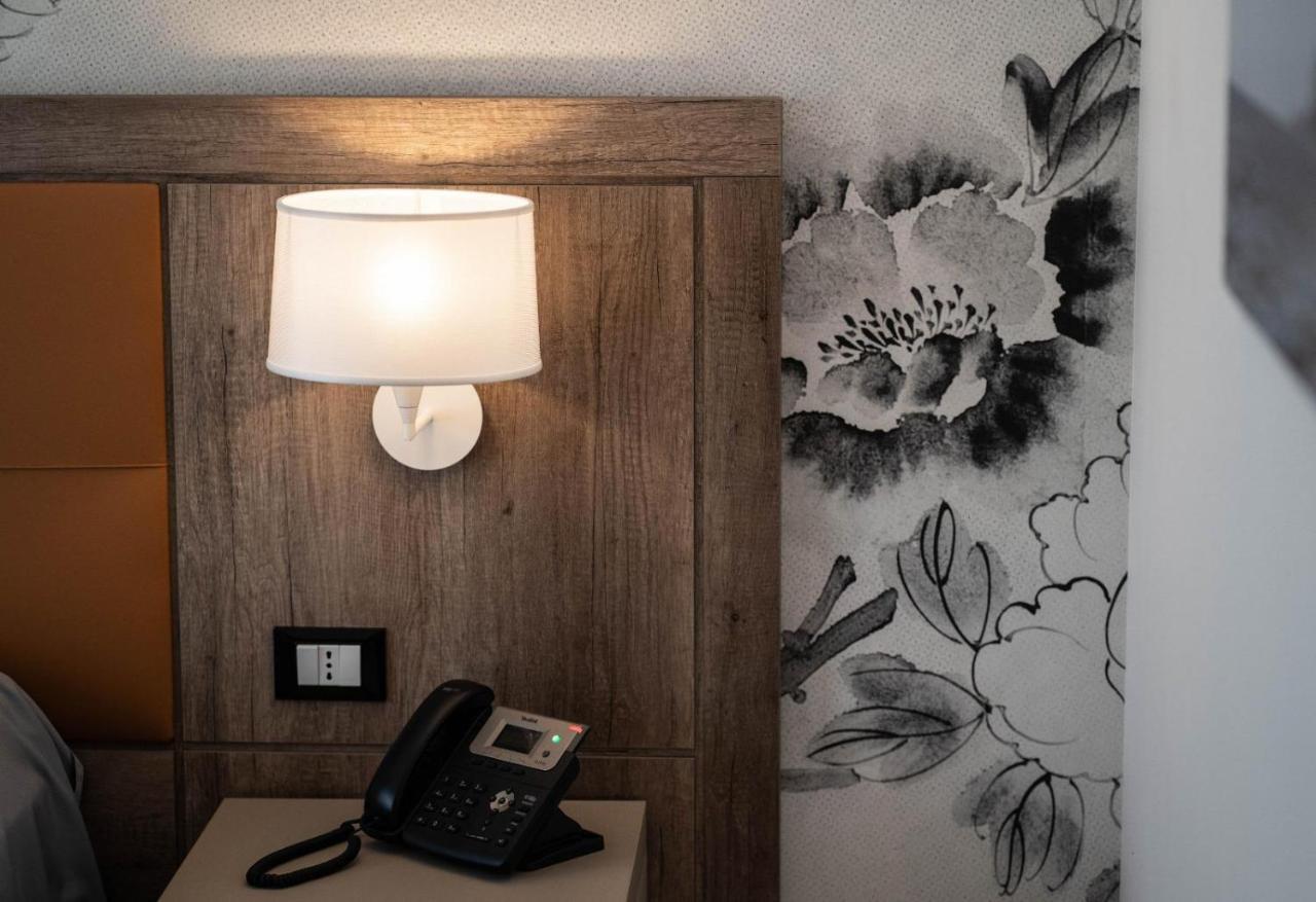 Hotel Pontemare Palermo Bagian luar foto